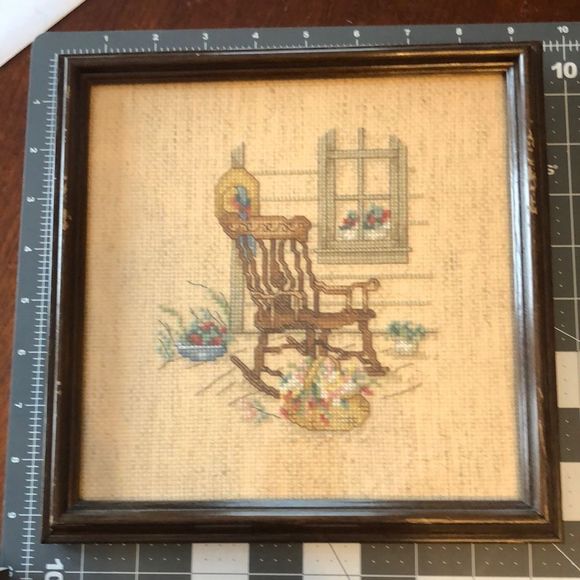 Two matching framed cross stitch pieces depicting flowers/antique chairs/quilt - Picture 2 of 16